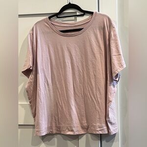 NWT Universal Thread Oversized Shrunken Short Sleeve T-Shirt in Mauve Light Pink